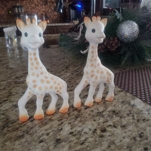 2 Sophie the giraffes BNWOB